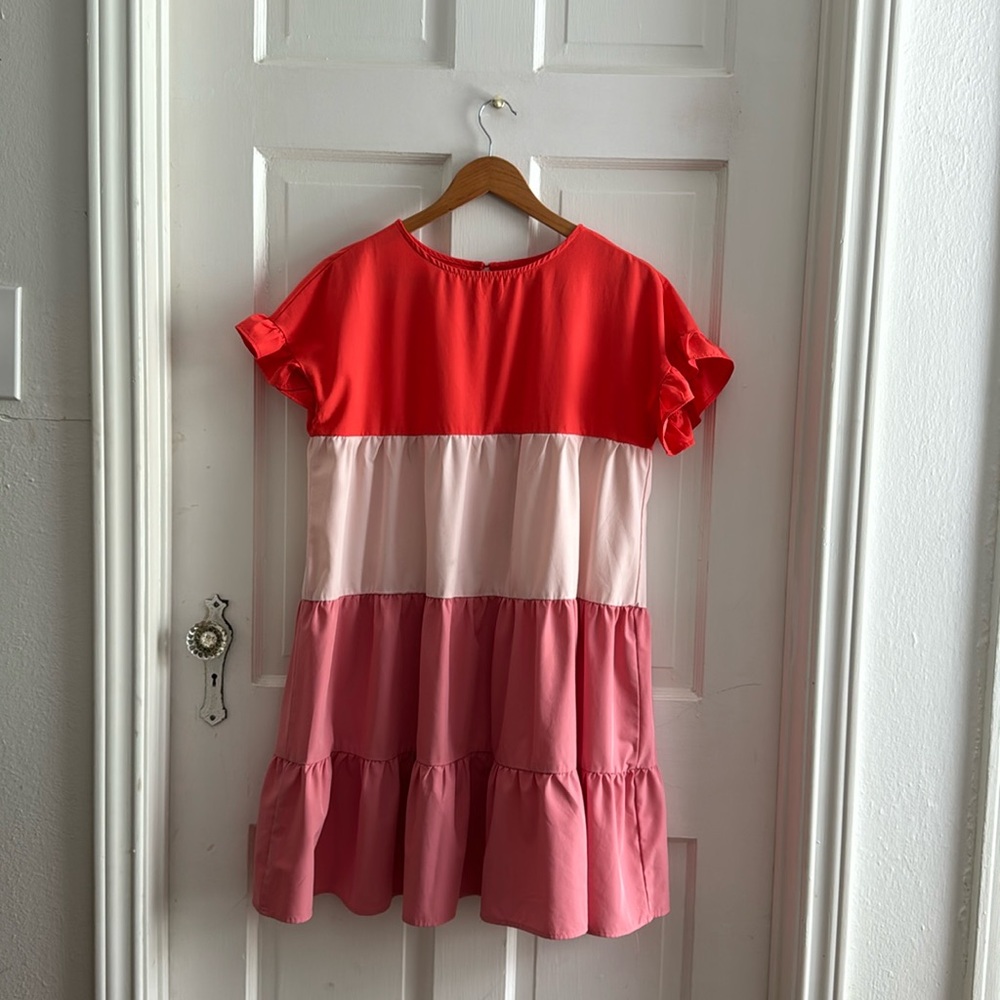 Colorblock Shift Dress- Medium